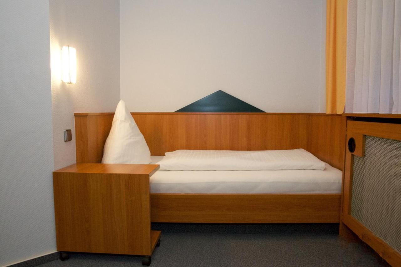Svg Hotel Diversi Ludwigshafen am Rhein Exterior photo
