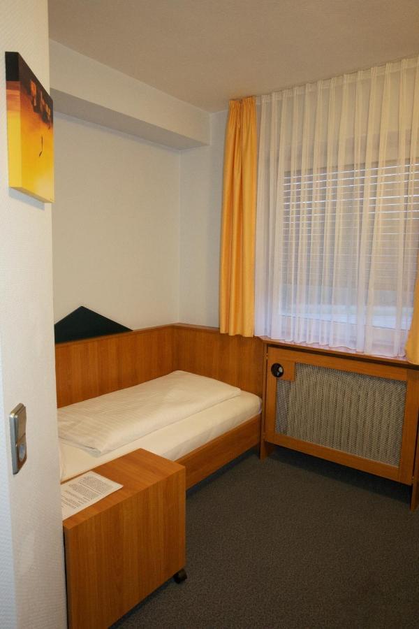 Svg Hotel Diversi Ludwigshafen am Rhein Exterior photo